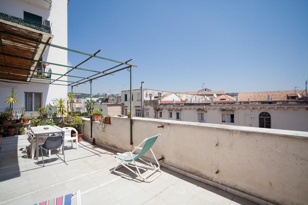 B&B Stella 10 Napoli Eksteriør bilde